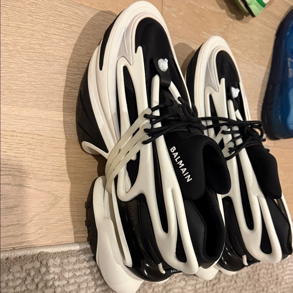 Balmain Monochrome Dynamic Sneakers